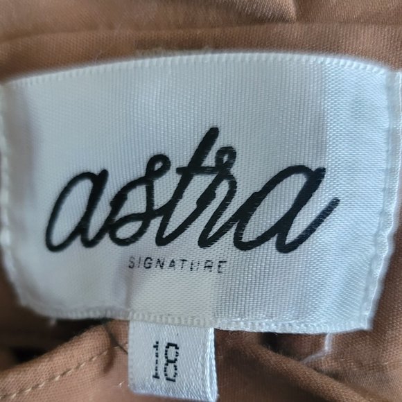 Astra Signature  Paperbag Waist Wide Leg Pants  Size 18 - Picture 6 of 8